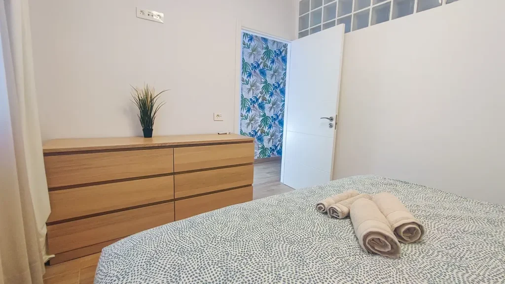 Sunwhere Tenerife - Apartments in Tenerife - Ocean Breeze Apartment - Bedroom