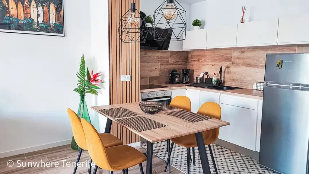 Sunwhere Tenerife - Apartment in Tenerife - Port Royal Apartment - Dining room
